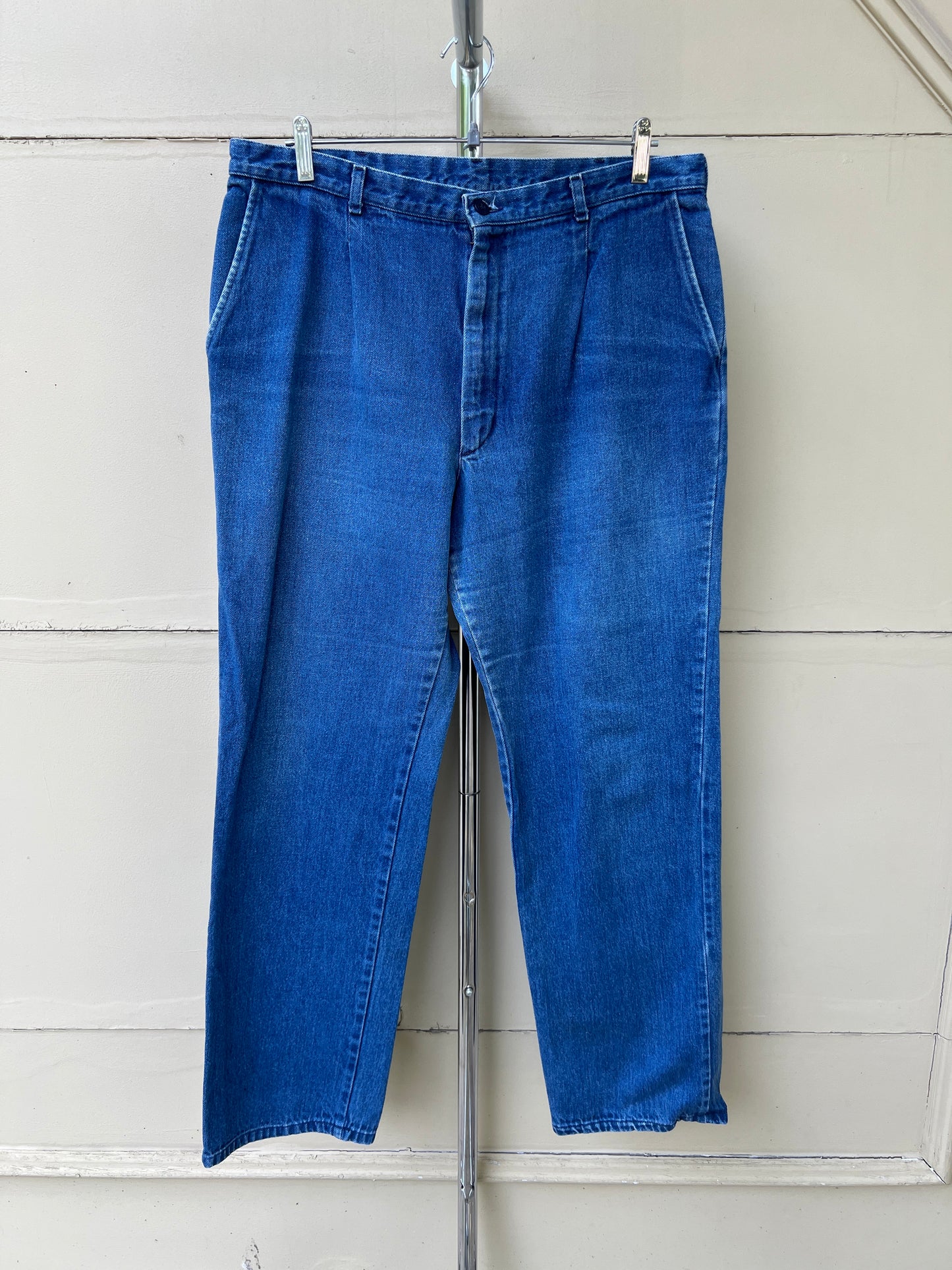 80s Lee union made in USA pleated denim jeans