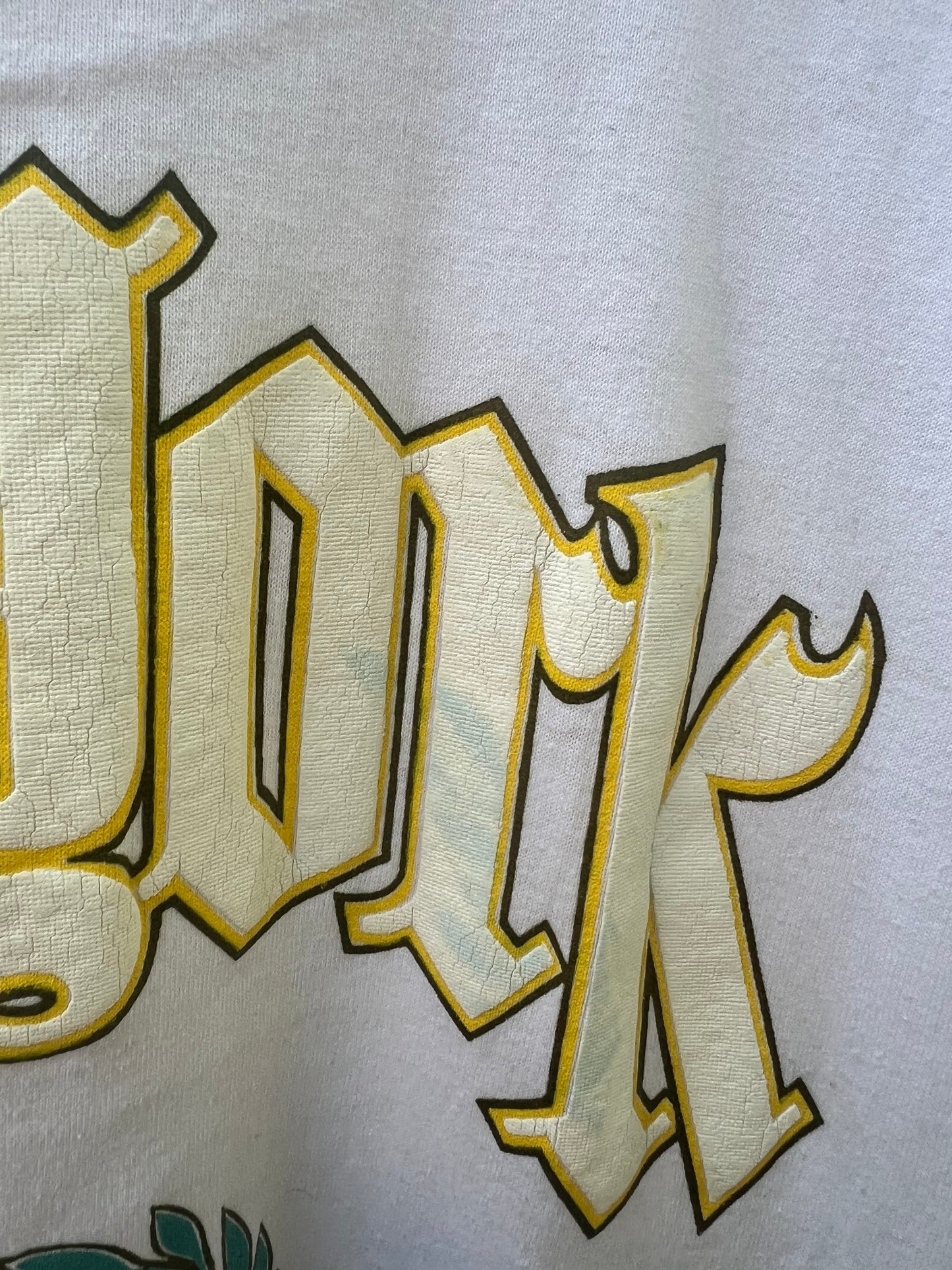 80s white New York City crest tee