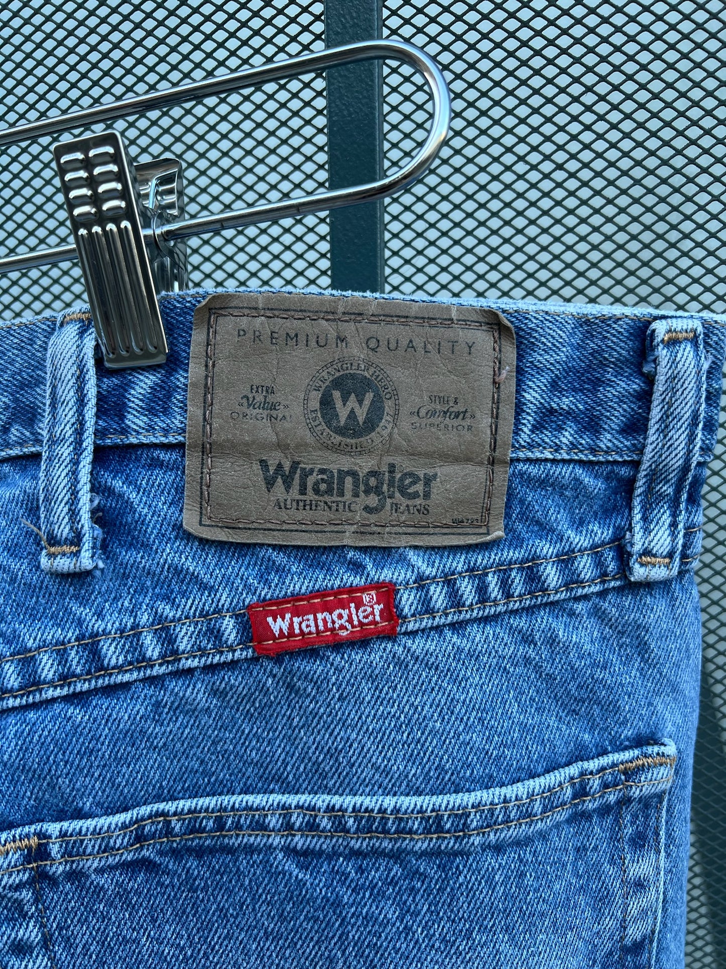 Y2K Wrangler relaxed fit denim