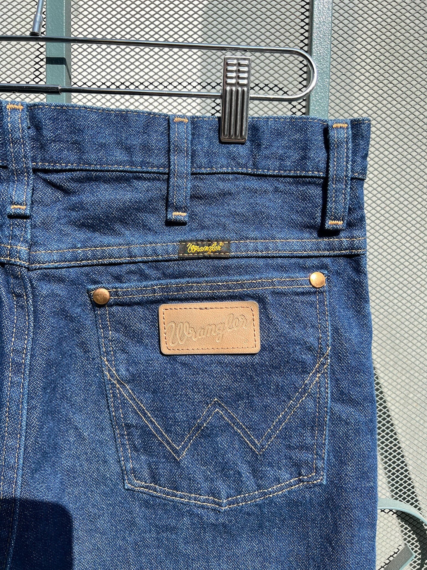 90s Wrangler slim cowboy cut jeans