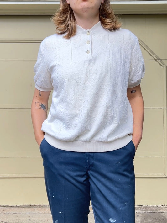 80s/90s Alfred Dunner textured cream short sleeve henley sweatshirt