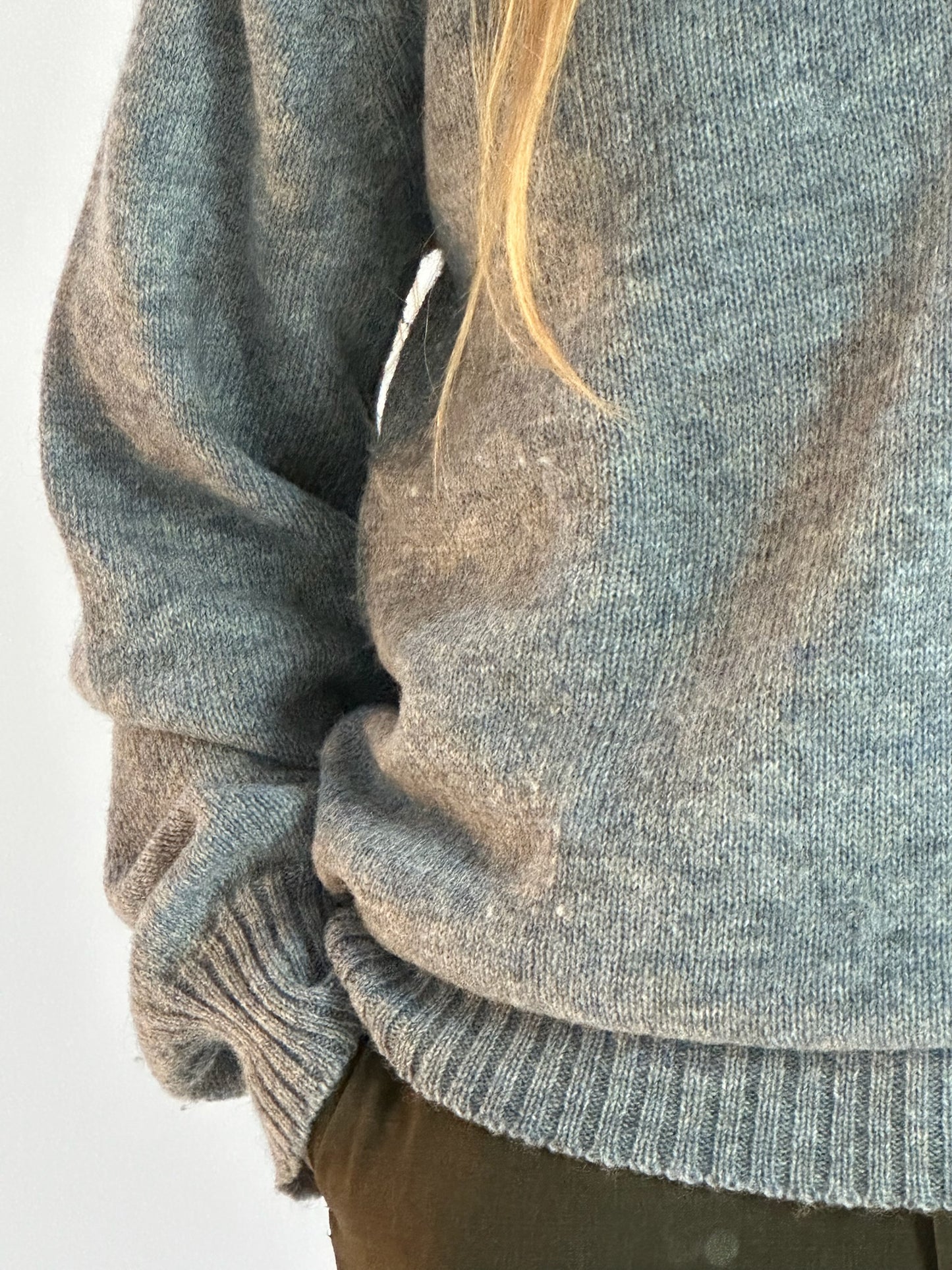 80s/90s Sears gray and blue marl sweater