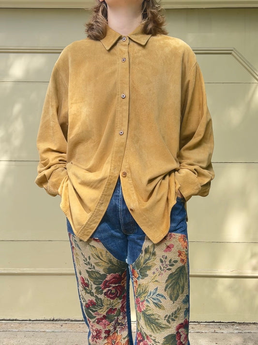 80s/90s camel faux suede button up shirt